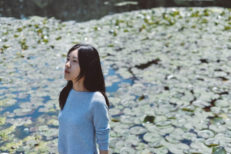 Selain itu, UGM juga dikenal karena kerjasama internasionalnya dengan berbagai universitas dan lembaga riset di seluruh dunia. Hal ini membantu mahasiswa UGM untuk mendapatkan pengalaman belajar yang lebih luas dan mendapatkan pengetahuan dari berbagai sudut pandang.